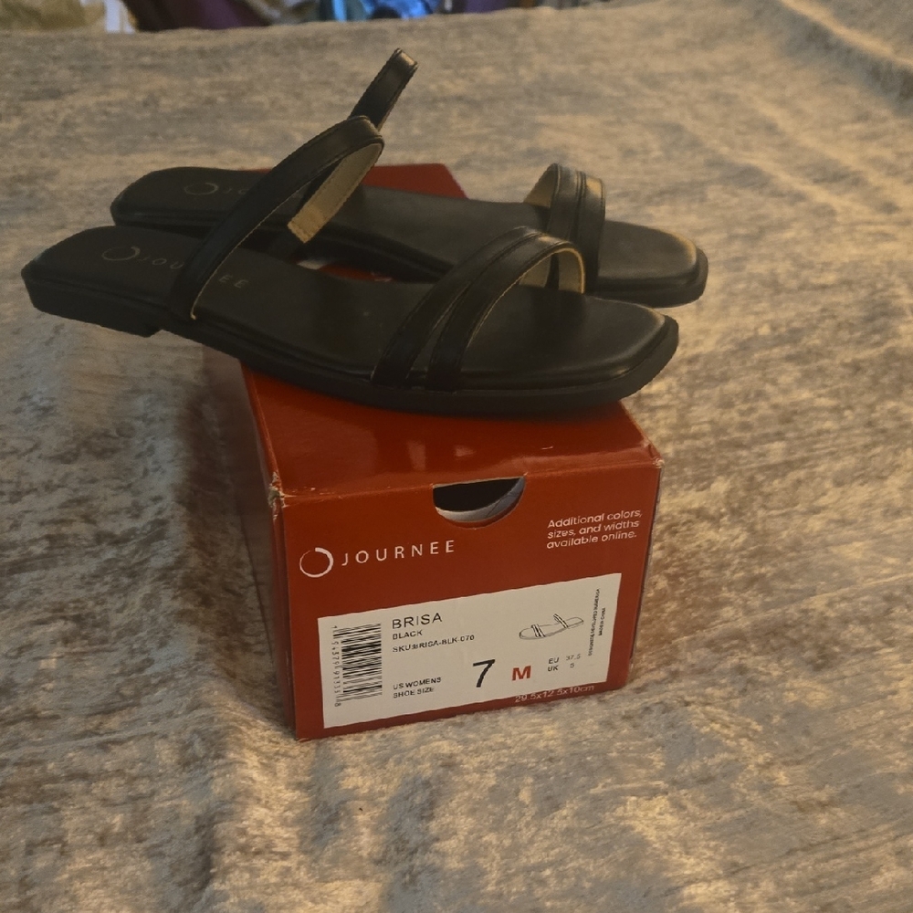 Journee Collection Brisa, Black Strappy Sandals